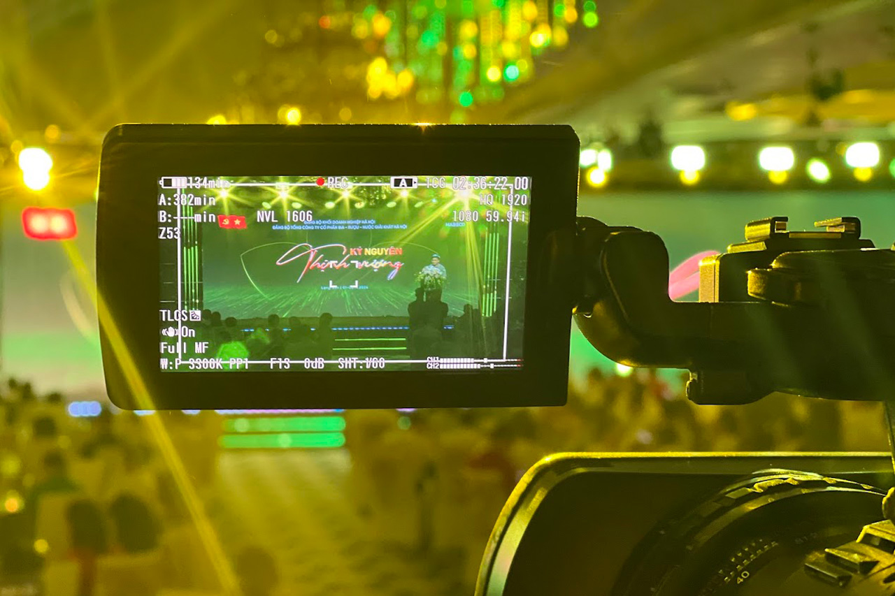 Máy quay live sự kiện