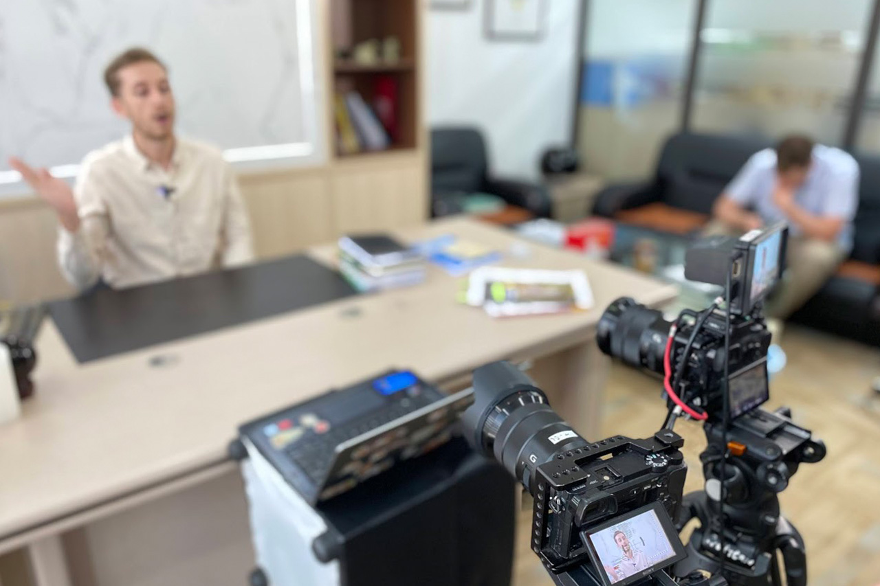 Livestream dạy học