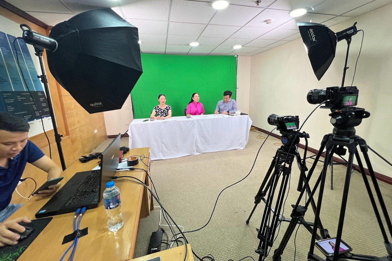 Livestream phông xanh